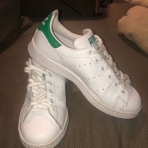 Adidas Stan Smith Big Kids 5 = Women’s 6.5